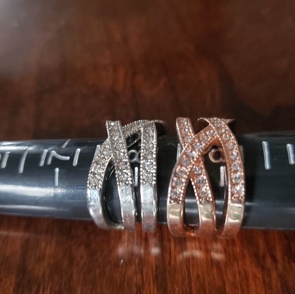 2 pack Rhinestone Rings (sz 8+9) - Picture 3 of 3